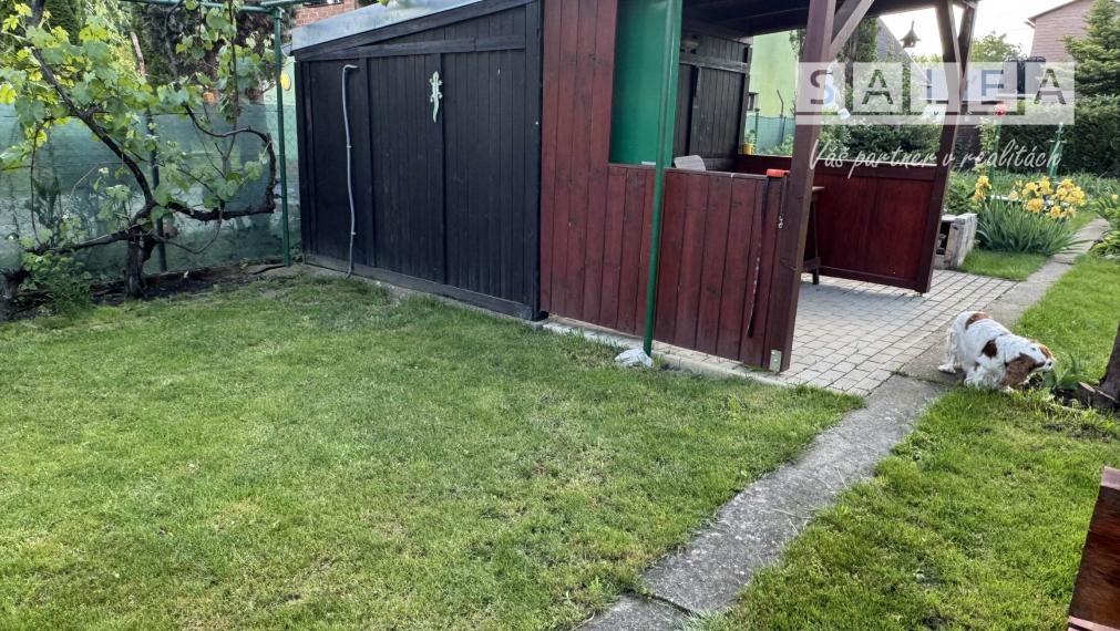 Krásna záhrada v Kráľovej nad Váhom 260 m2 v OV