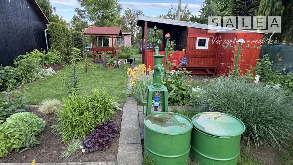 Krásna záhrada v Kráľovej nad Váhom 260 m2 v OV