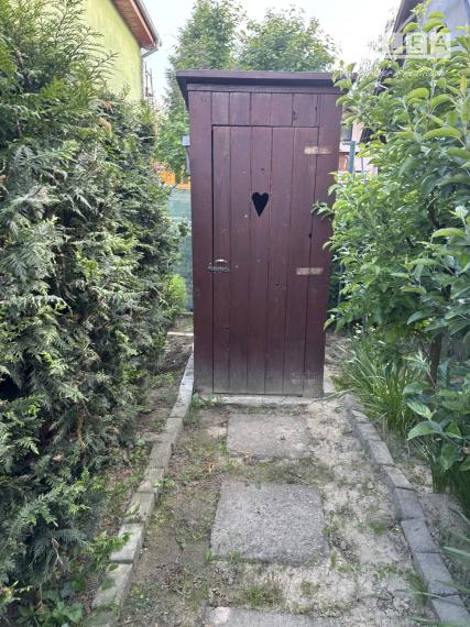 Krásna záhrada v Kráľovej nad Váhom 260 m2 v OV