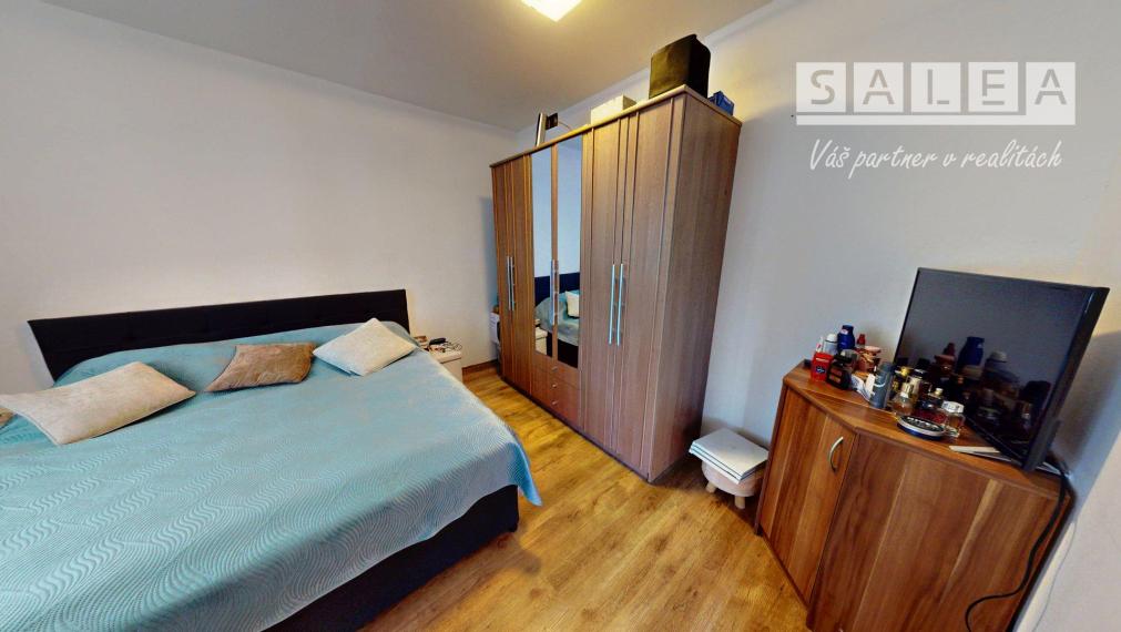 NOVÁ CENA! Priestranný 2,5izbový byt na ulici J. Palárika