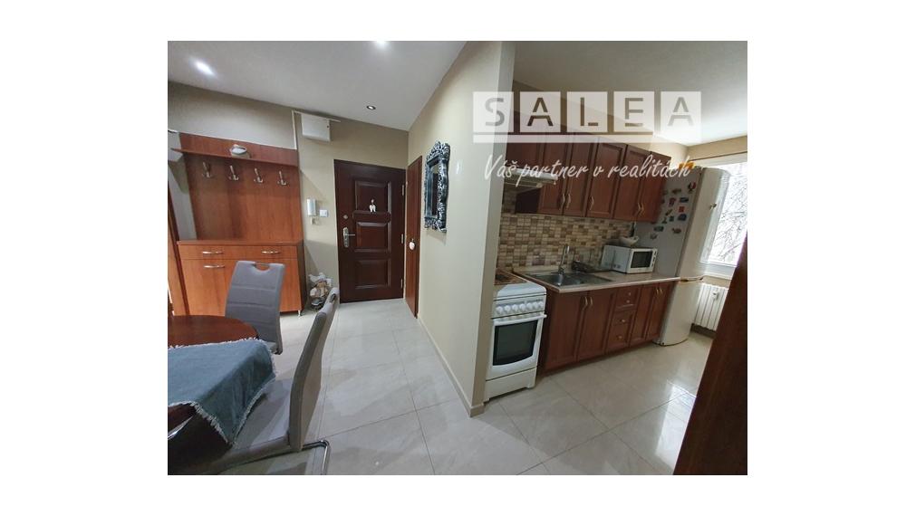 2izbový zariadený byt, moderný dizajn  A.Hlinku Piešťany