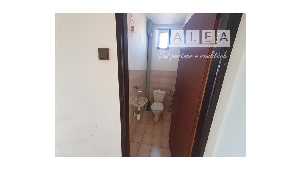 Exkluzívne Rodinný dom 6izbový + pozemok Veľké Kostoľany