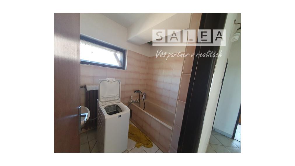 Exkluzívne Rodinný dom 6izbový + pozemok Veľké Kostoľany