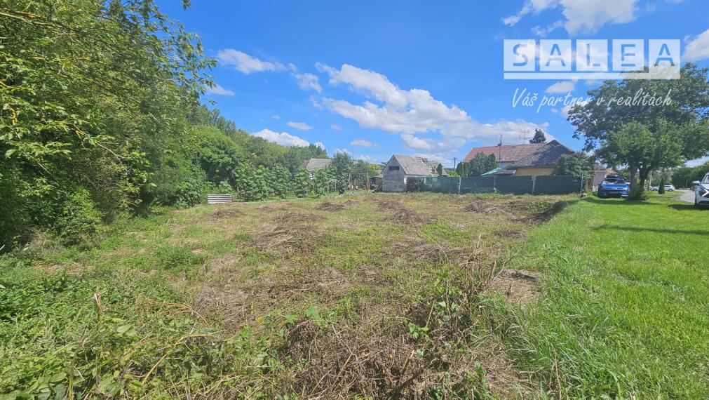 stavebný pozemok 578m2 Tomášikovo