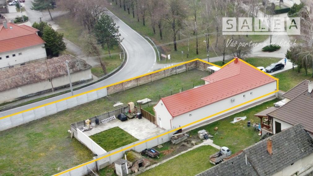 Krásny 4i Rodinný dom 166m2 ,na pozemku 1315m2 Vozokany.