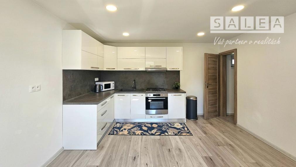 Krásny 4i Rodinný dom 166m2 ,na pozemku 1315m2 Vozokany.