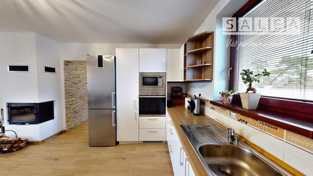 5-izbový Bungalov 226m2 na pozemku 886m2. Kajal