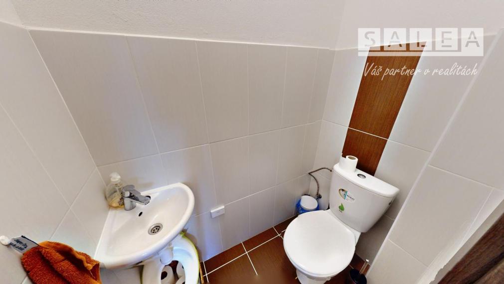 5-izbový Bungalov 226m2 na pozemku 886m2. Kajal