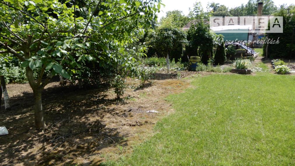 Útulný rodinný dom, 13 m2, garáž, letná kuchyňa, Veľké Ludince, okr. Levice