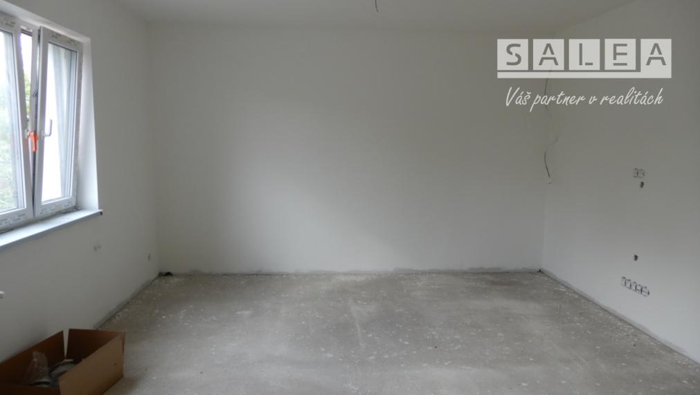 Pekný rodinný dom, 300 m2, kompletná rekonštrukcia, Hronské Kľačany, okr. Levice