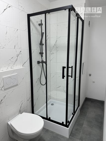 2 izbový byt P.Pazmáňa 50,50 m2, balkón, pivnica, po rekonštrukcii