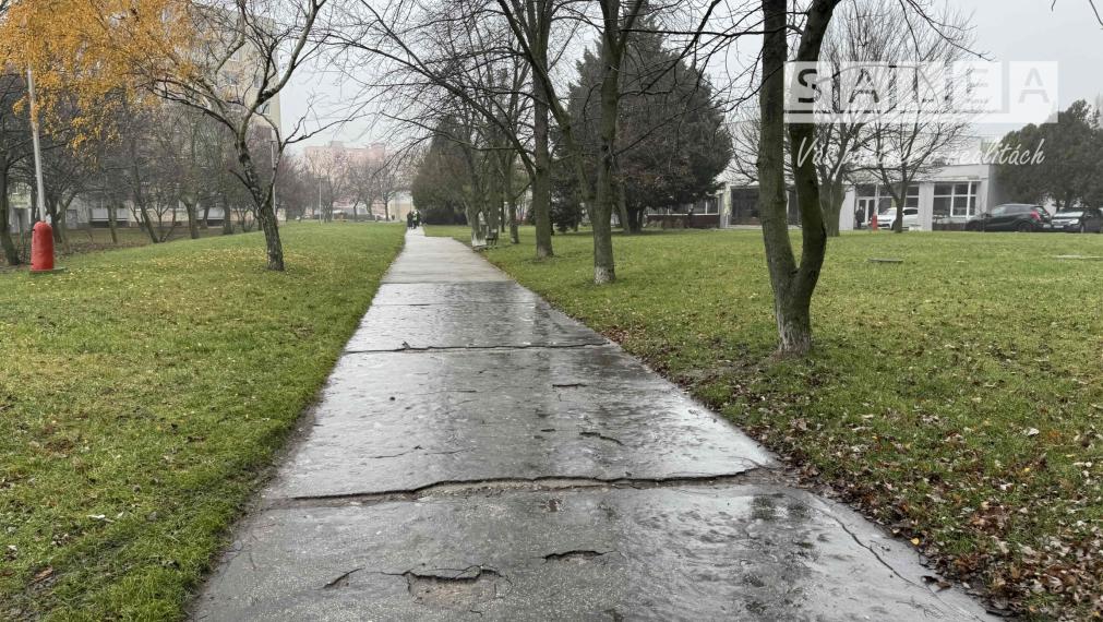 2 izbový byt P.Pazmáňa 50,50 m2, balkón, pivnica, po rekonštrukcii