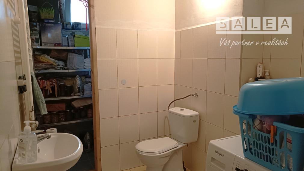 Čiastočne zrekonštruovaný 4izbový RD v Tešedíkove