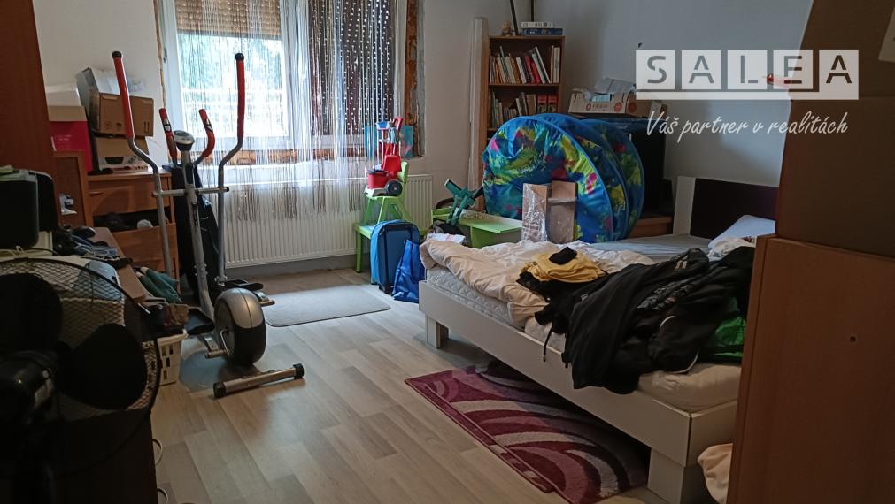 Čiastočne zrekonštruovaný 4izbový RD v Tešedíkove