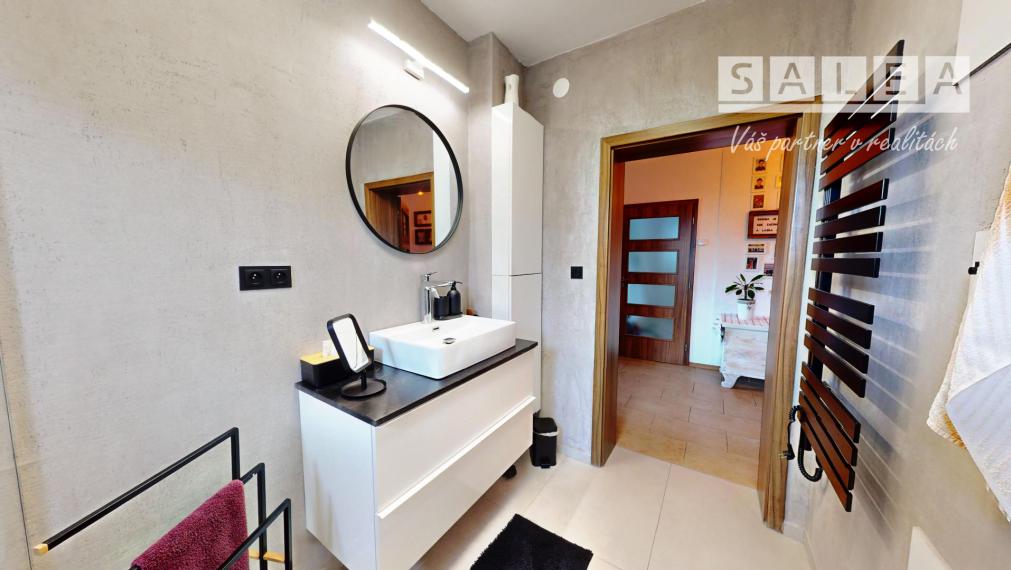 RD 4-izbový+kuchyňa+3x parkovanie (1090m2) Dubová Piešťany