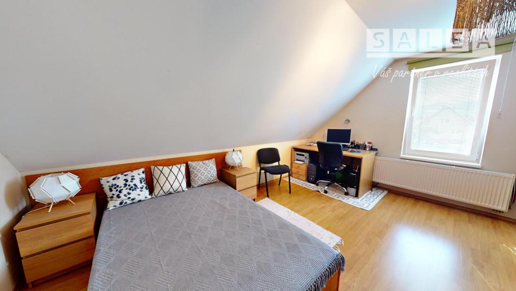 RD 4-izbový+kuchyňa+3x parkovanie (1090m2) Dubová Piešťany