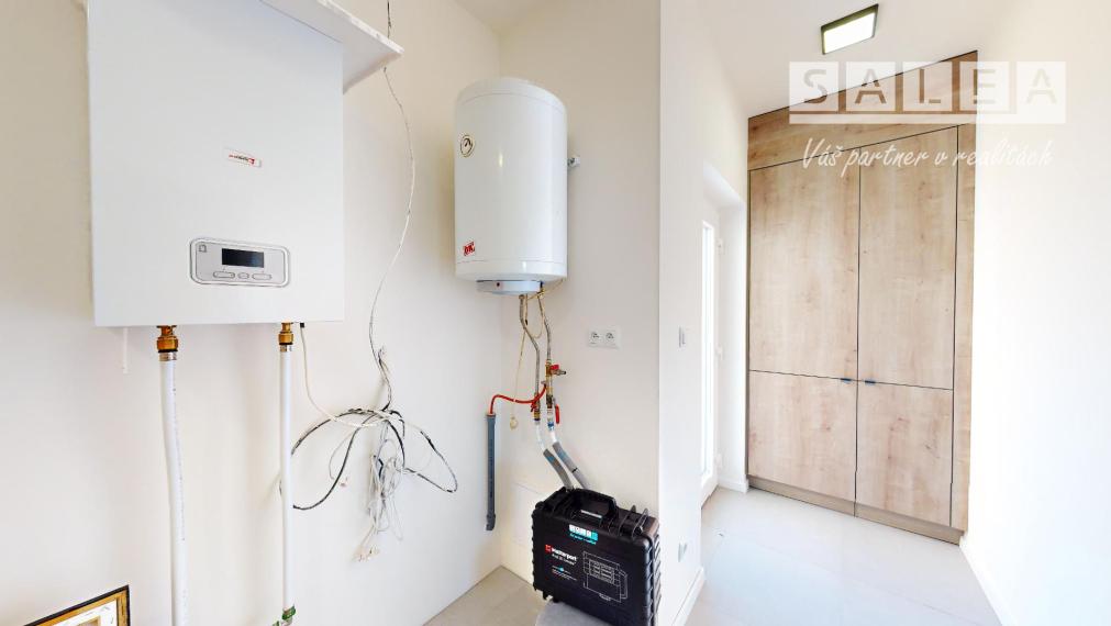 Rodinný dom(200m2) 4-izbový +1+terasa Dvorníky pri Hlohovci