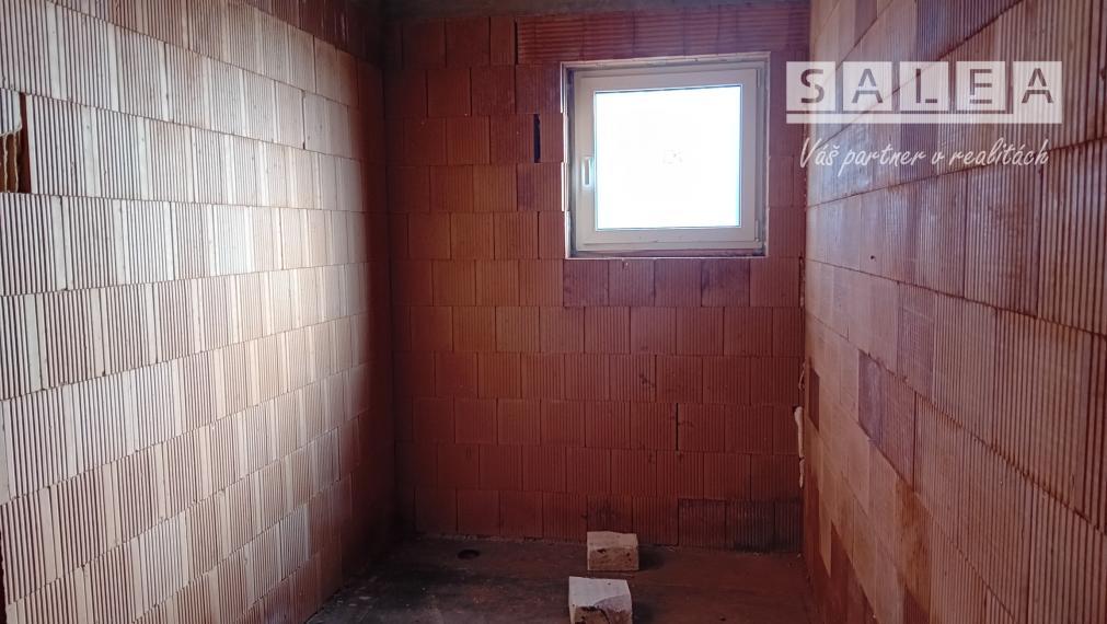 4 izbový bungalov, garáž, 600m2, Vinosady okres Pezinok