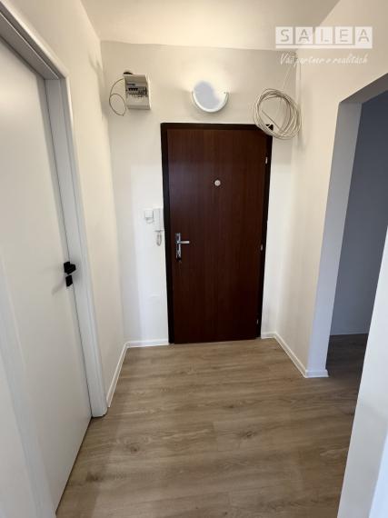 2 izbový byt P.Pazmáňa 50,50 m2, balkón, pivnica, po rekonštrukcii