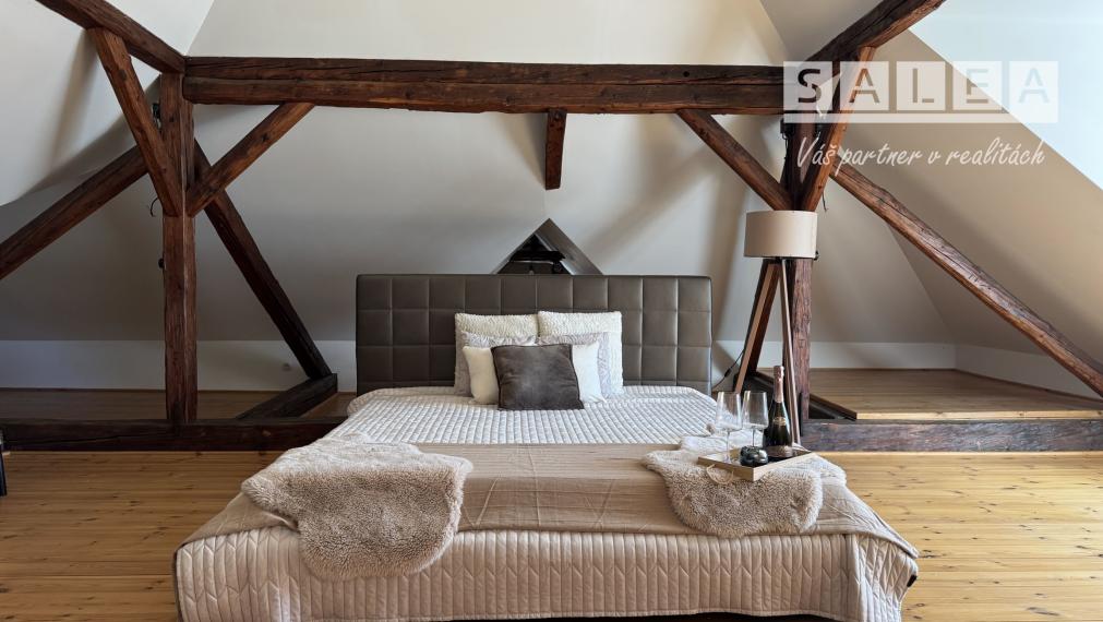 3 izbový rodinný dom s veľkorysým pozemkom 943 m2 v Šali po kompletnej krásnej rekonštrukcii