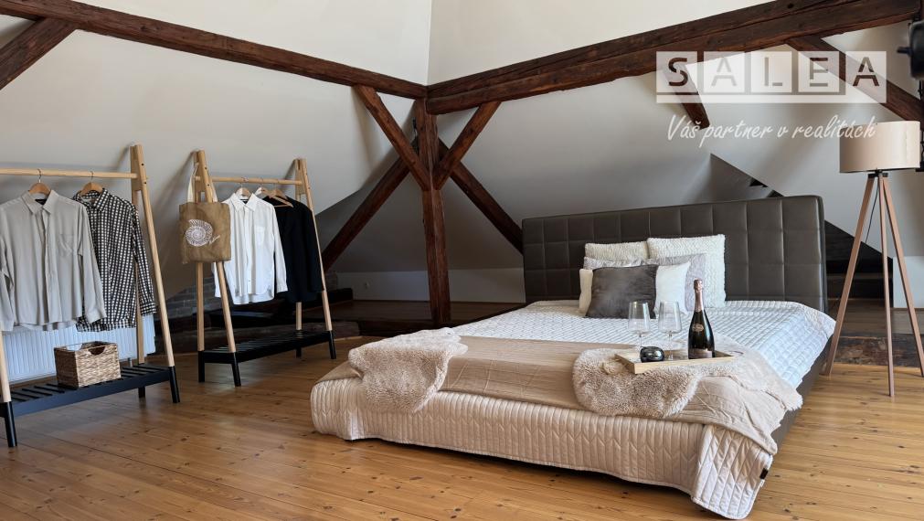 3 izbový rodinný dom s veľkorysým pozemkom 943 m2 v Šali po kompletnej krásnej rekonštrukcii