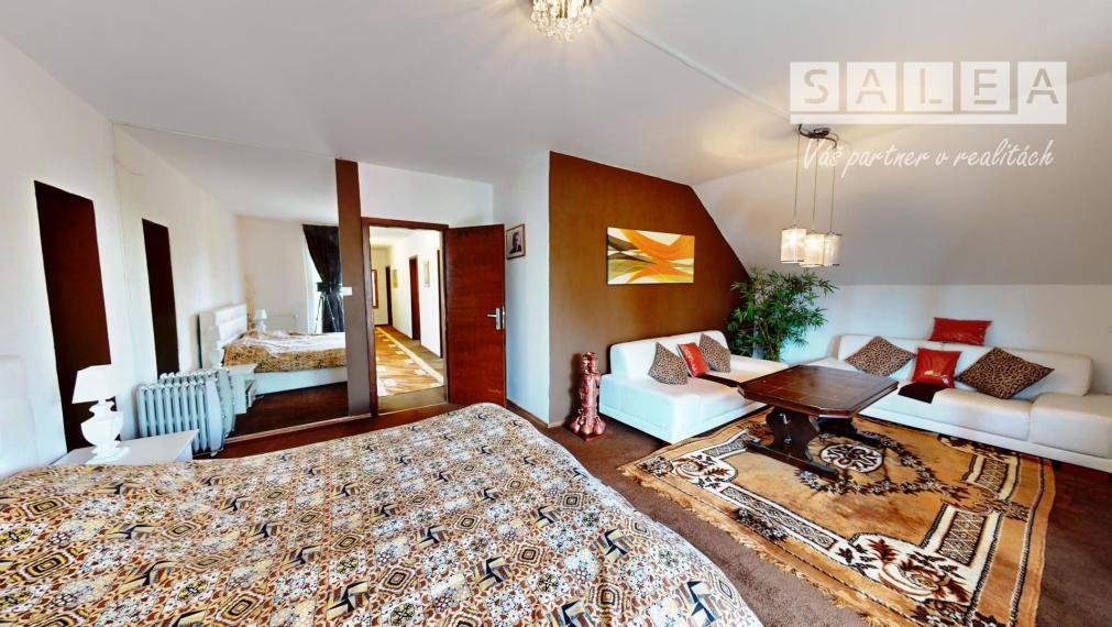 Vila dom 452m2 na pozemku 713m2,centre mesta Dunajská streda