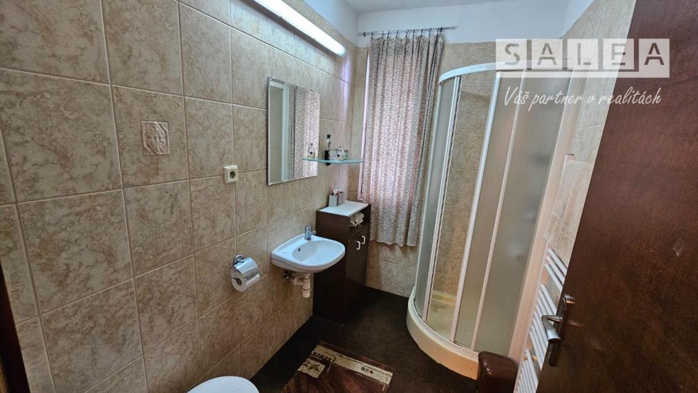 Vila dom 452m2 na pozemku 713m2,centre mesta Dunajská streda