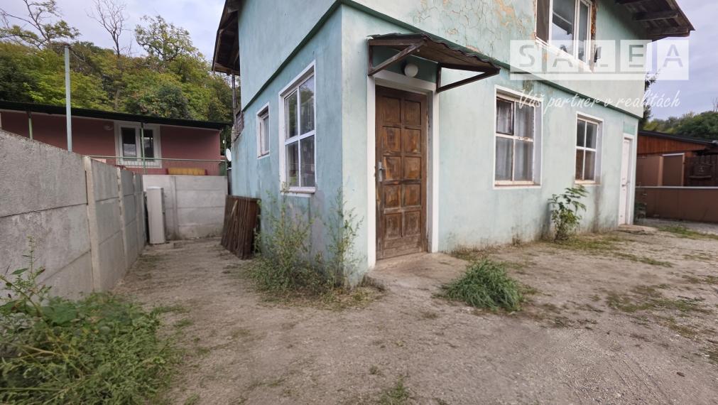 Predaj pozemku 156m2 Jahodná, právoplatné stavebné povolenie