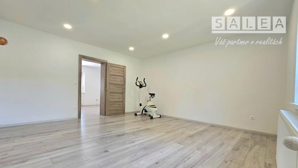 Krásny 4i Rodinný dom 166m2 ,na pozemku 1315m2 Vozokany.