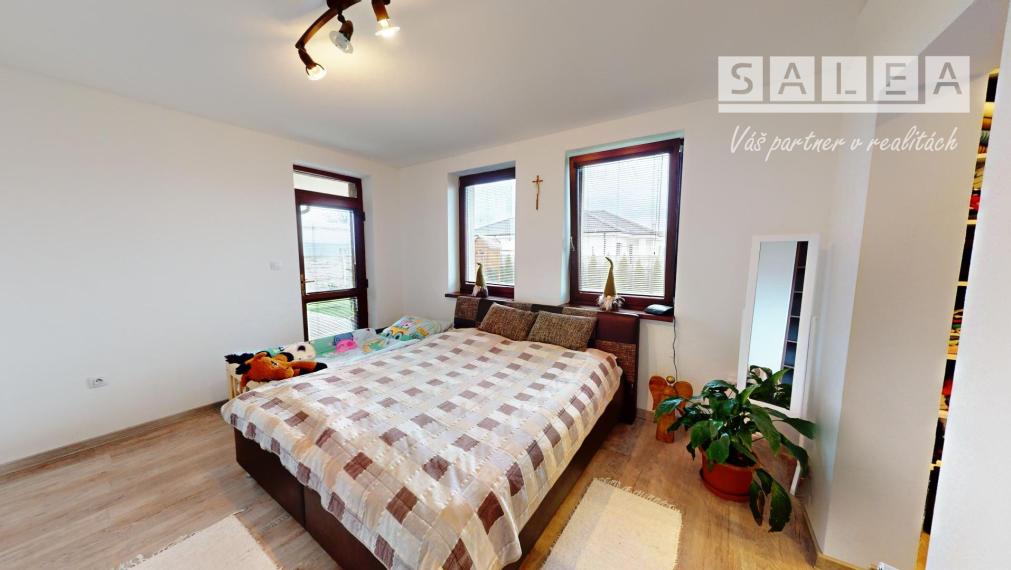 5-izbový Bungalov 226m2 na pozemku 886m2. Kajal