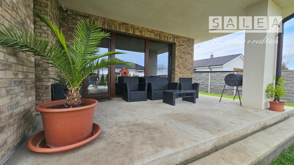 5-izbový Bungalov 226m2 na pozemku 886m2. Kajal