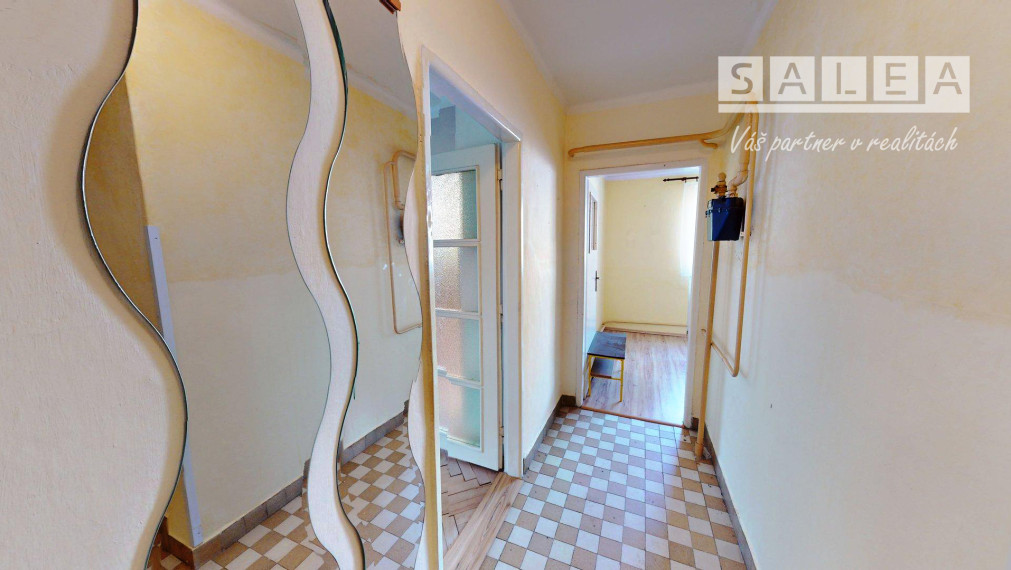 EXKLUZÍVNE: PRIESTRANNÝ 3-IZB. BYT S BALKÓNOM (86 m2) – UL. BANÍCKA, SNV