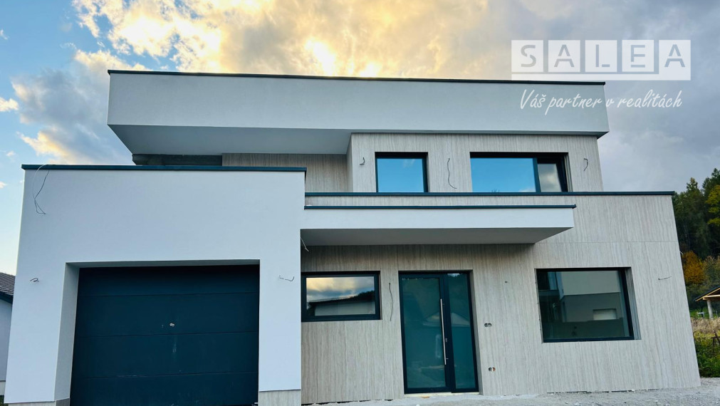 HLINIK NAD VÁHOM - NOVOSTAVBA 5 IZBOVÝ RD + 849m2 POZEMOK