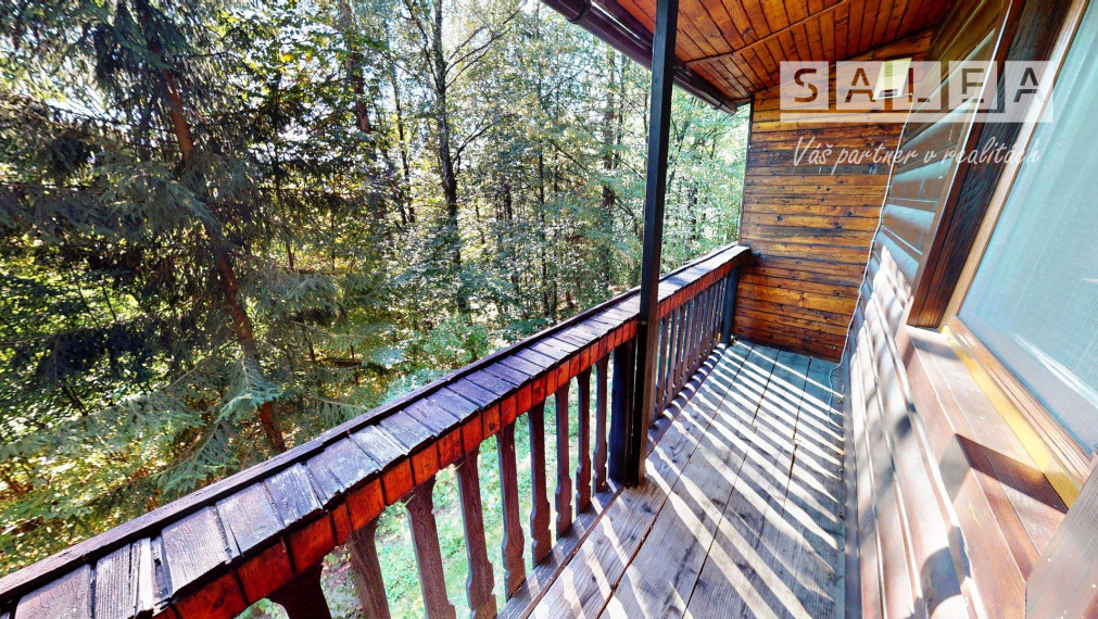 CHATA UPROSTRED LESA, POZEMOK 1782m2, ČADCA - BREHY