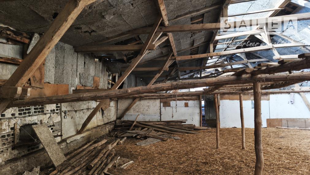 Na predaj ovčín s pozemkom o výmere 690m2.