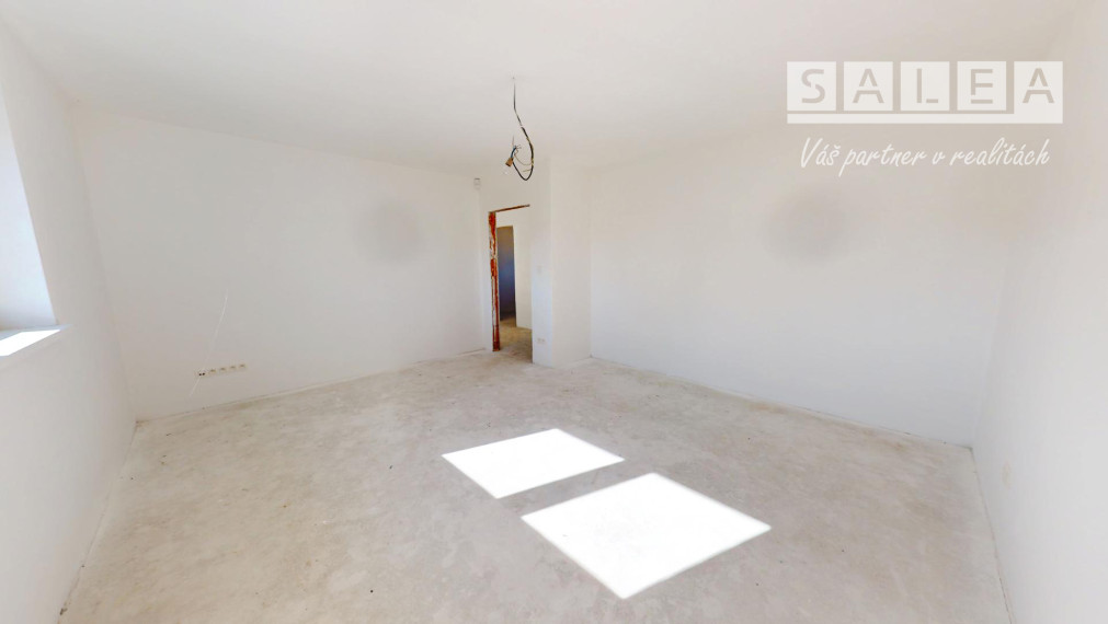 Exkluzívny poschodový dom v lukratívnej lokalite v Čunove, 286 m2, slnečný pozemok 571 m2