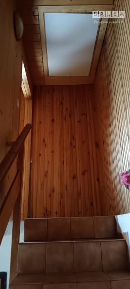 TEPLIČKA NAD VÁHOM-CHATA 4x5m s POZEMKOM 304m2-TOP LOKALITA