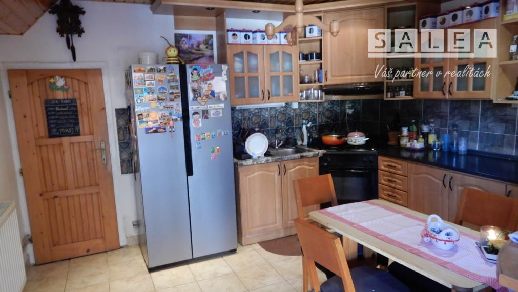 Útulný rodinný dom, 13 m2, garáž, letná kuchyňa, Veľké Ludince, okr. Levice