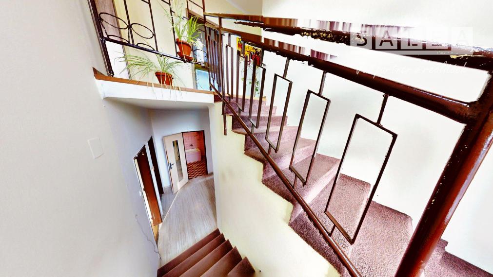 Exkluzívne na predaj  4-izbový poschodový rodinný dom