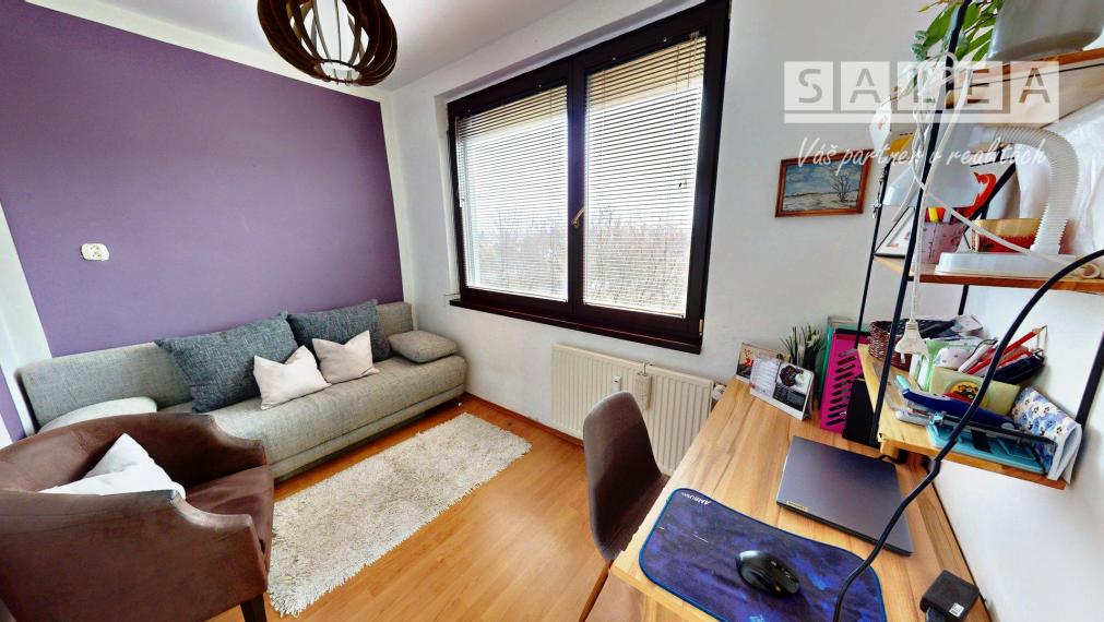 Kompletná rekonštrukcia, skvelá lokalita, výťah – 3-izbový byt Šaľa