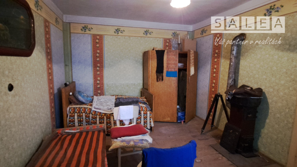 Rodinný dom  v obci Ostrý Grúň s pozemkom a záhradou 4462m2