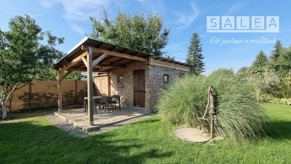 Krásna záhrada v Šali 305 m2 s chatkou pri futbalovom štadióne
