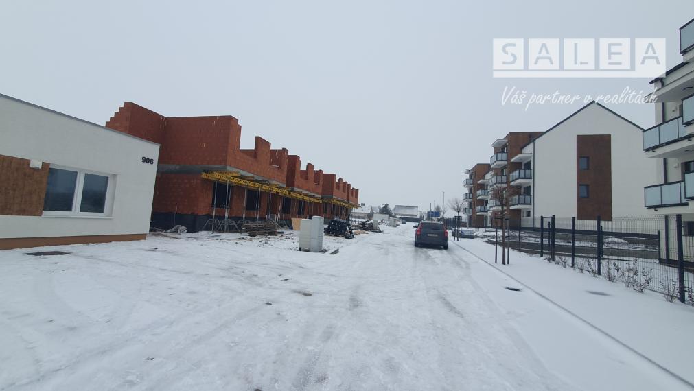 1-izb. skolaud. byt+kuchyňa+spotrebiče+terasa 114m2 Dvorníky pri HC