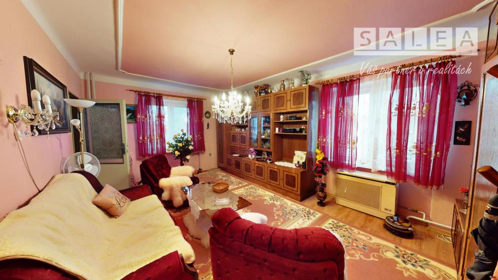 Rodinný dom 1087m2 vlast. parkovanie Brunovce pri Piešťanoch