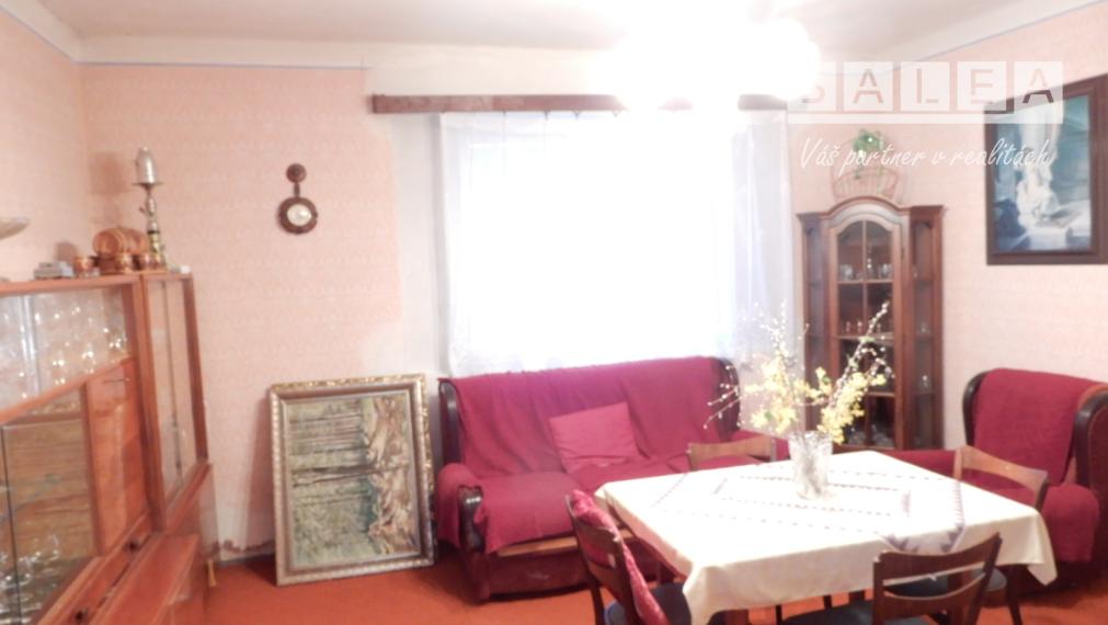 Exkluzívne Predaj Rodinný dom 912m2 Hrádok pri Piešťanoch