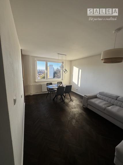 LUXUSNÝ ŠTART: Kompletne zariadený 2-izbový byt po novej rekonštrukcii – Za Hornádom v Spišskej Novej Vsi