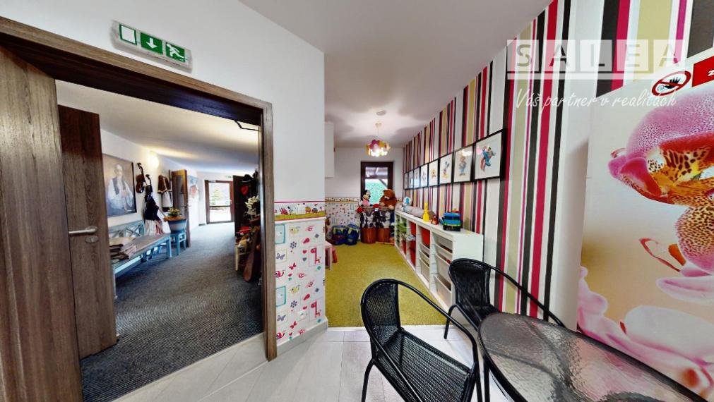 APARTMÁNOVÝ DOM - 4 APARTMÁNY + WELLNESS - TERCHOVÁ