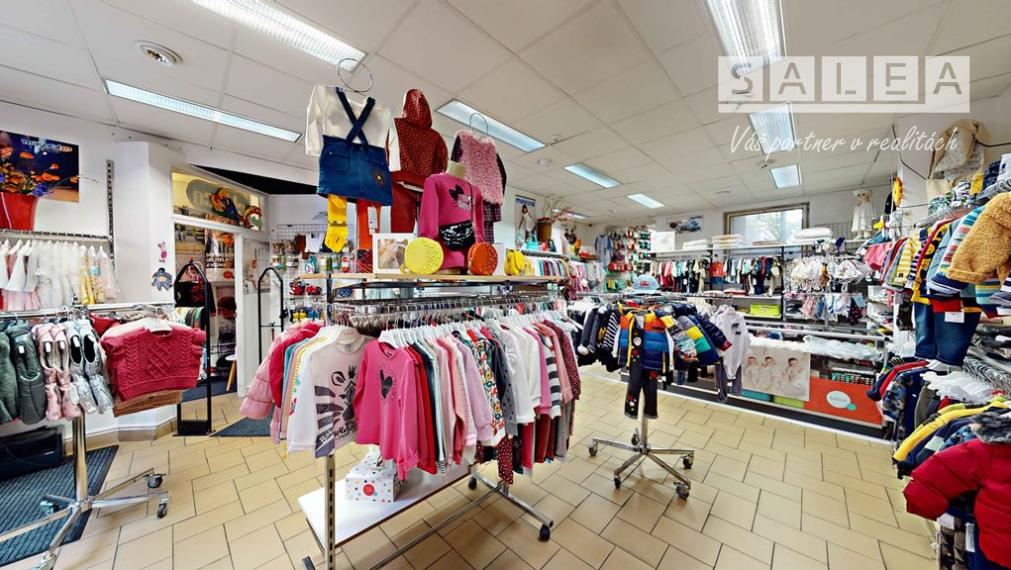 RODINNÝ DOM V CENTRE MESTA, PODLAHOVÁ PLOCHA 248m2, ŽILINA