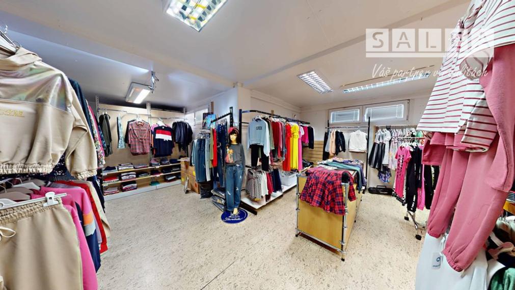 RODINNÝ DOM V CENTRE MESTA, PODLAHOVÁ PLOCHA 248m2, ŽILINA