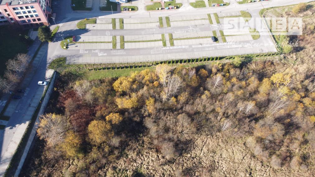 POZEMOK O VÝMERE 7154m2, (47m x 152m), ŽILINA - BÔRIK